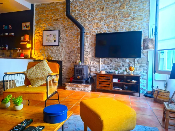 A Typical Languedoc Village House, Renovated. East-West Facing photo 2