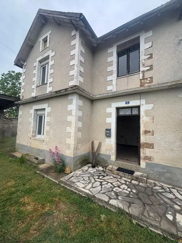 House for sale in Antigny — 2 bedrooms, 54 m²