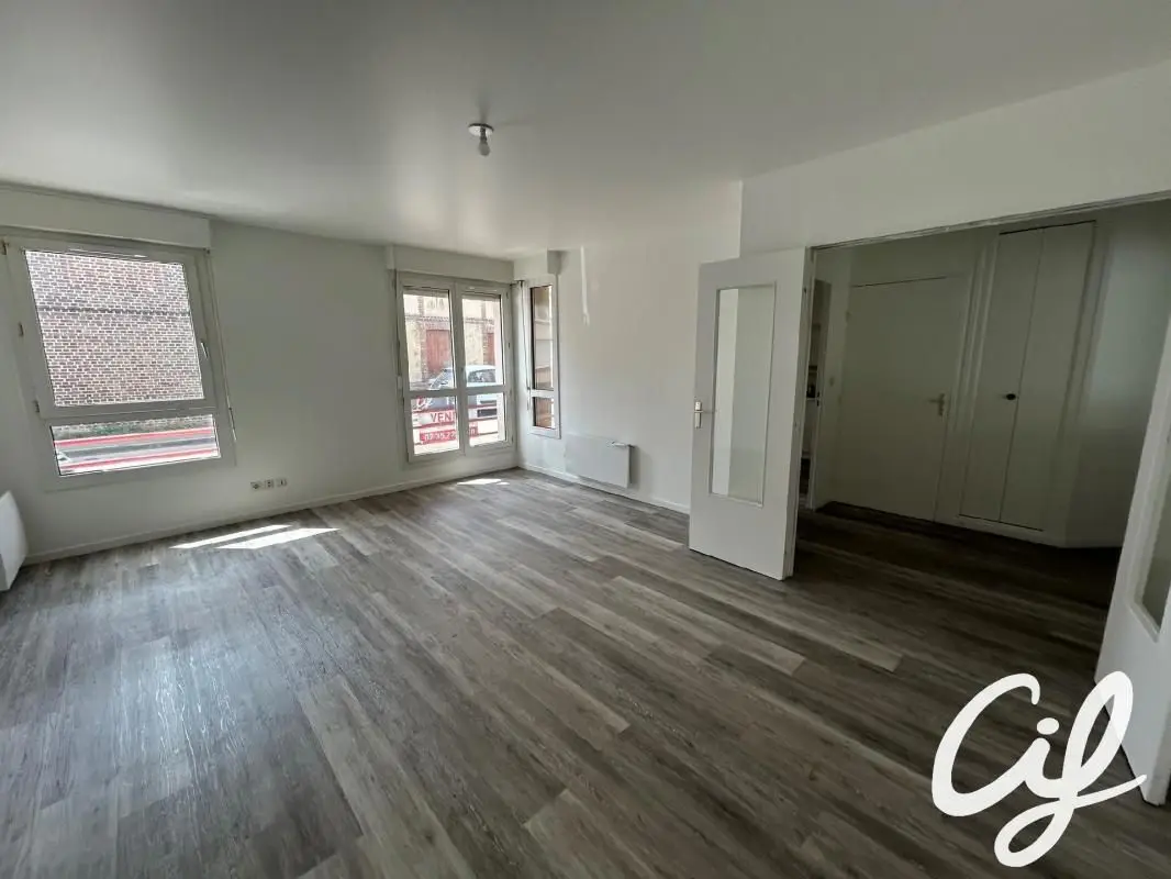 Apartment for sale in Sotteville Les Rouen — 2 bedrooms, 70 m²