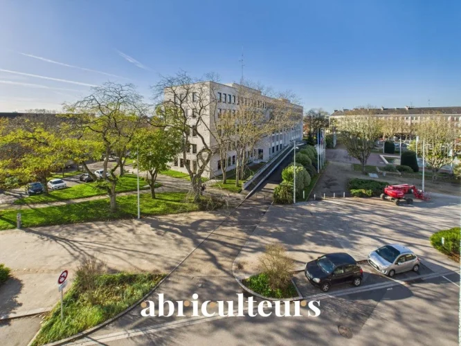 Bright City-Center Apartment Near the Sea – Saint-Nazaire (44600) photo 3