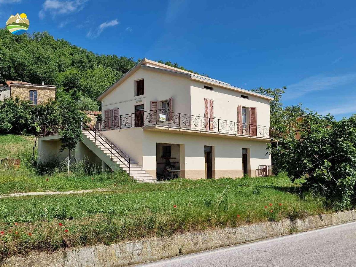 Property in Castel Castagna