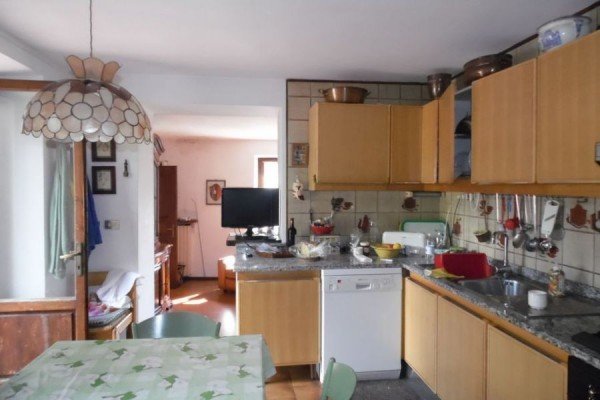 3 bedrooms semi-detached house, 150 m² San Romano in Garfagnana, Lucca (province) Garfagnana photo 3