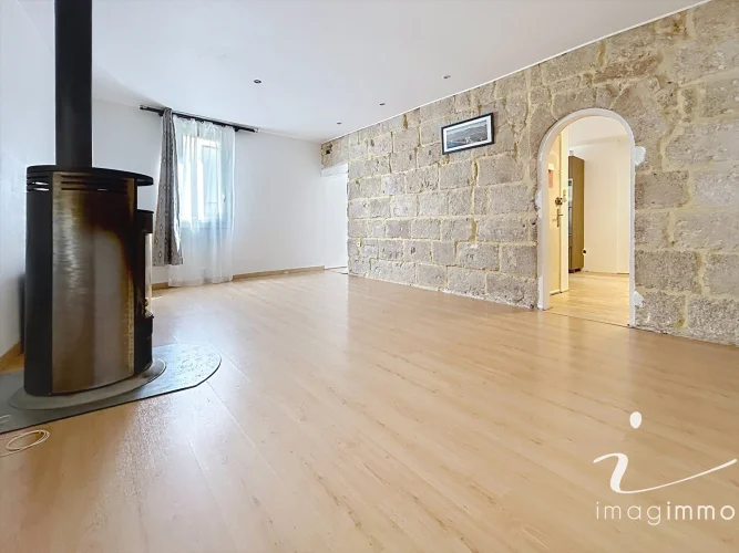 Charming Village House, Pignan Town Centre