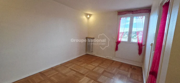 Apartment of 109 m² with a Loggia in a Secure Residence photo 4