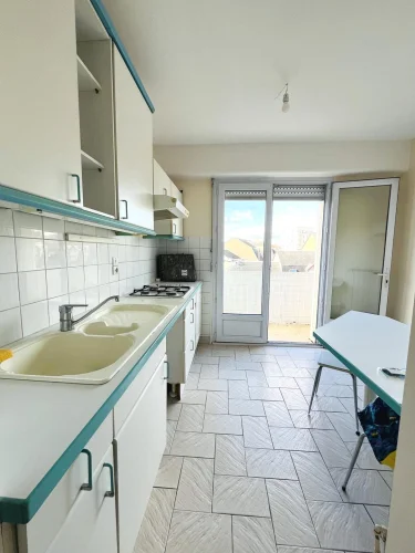 Beautiful 3-Bedroom Apartment in the City Centre photo 3