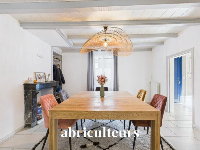 South-Facing Garden House with no Overlooking, for Sale in Cognac (16100) photo 4