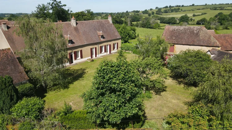 In the Heart of our Beautiful Nivernais Countryside, Residential House with Numerous Outbuildings photo 3