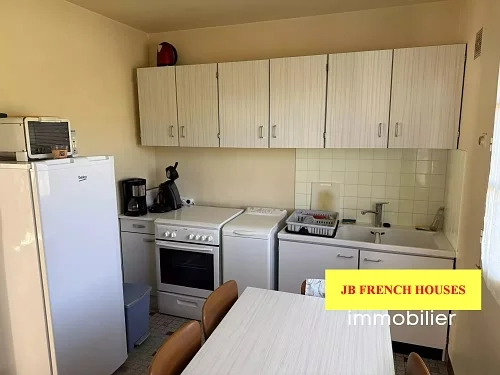 2 Bed Detached House for Sale Near Glénic photo 5