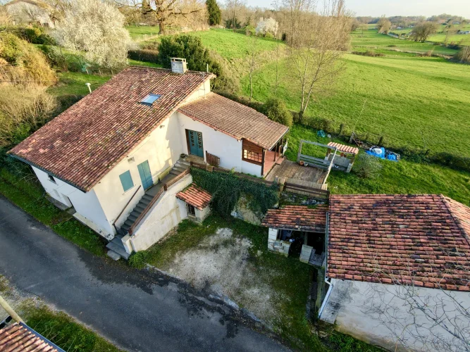 Lovely Stone Property in a Quiet Hamlet Near Aubeterre-Sur-Dronne