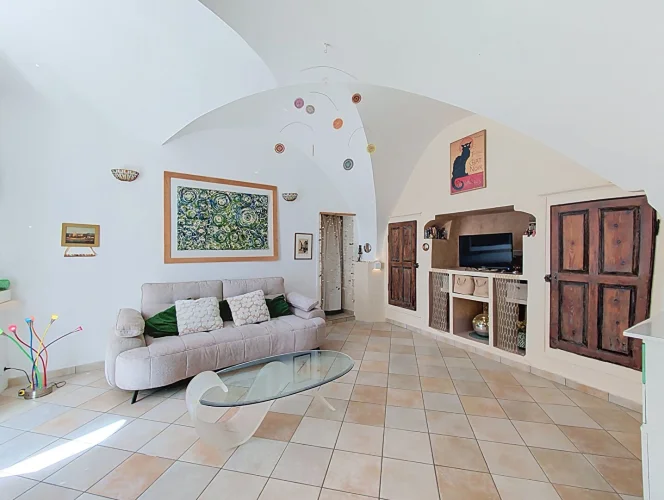 Village House - 4 Bedrooms - Cellar