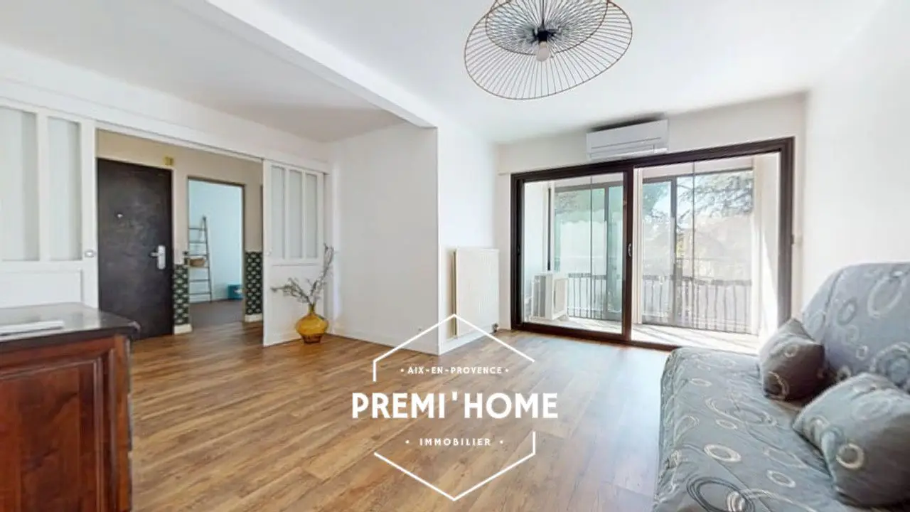 Apartment for sale in Saint-Martin-de-Crau — 2 bedrooms, 81 m²