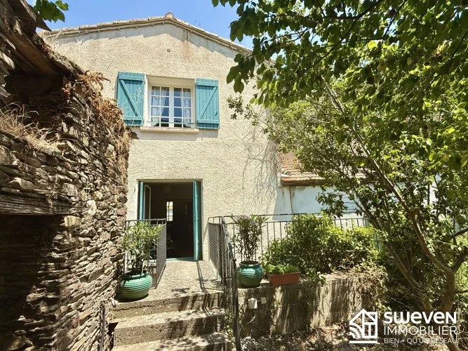 Charming House with Garden, Garage, Cellar and Veranda photo 2