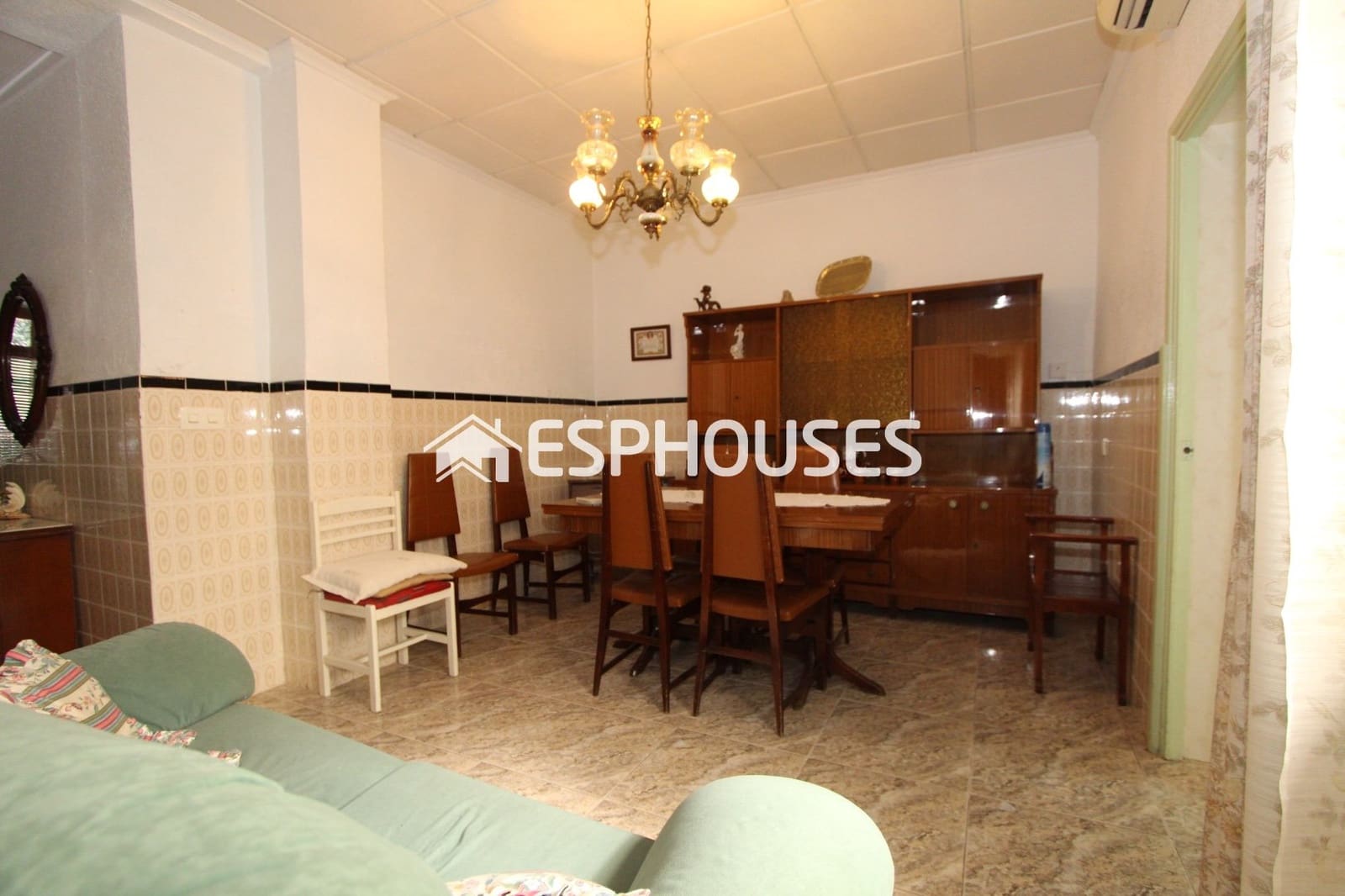 Townhouse for sale in Zona Pueblo, Guardamar del Segura, Alicante photo 3