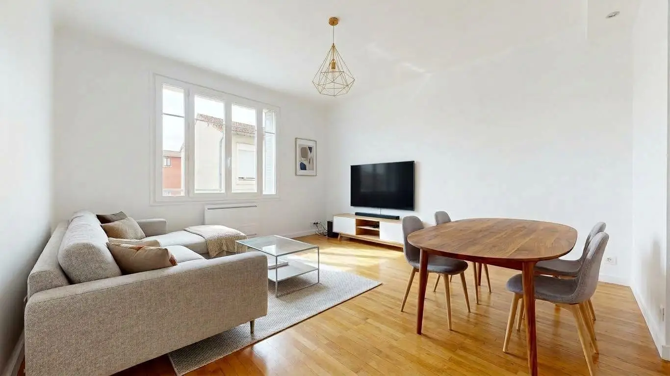 Apartment for sale in Lyon 3ème arrondissement — 2 bedrooms, 66 m²