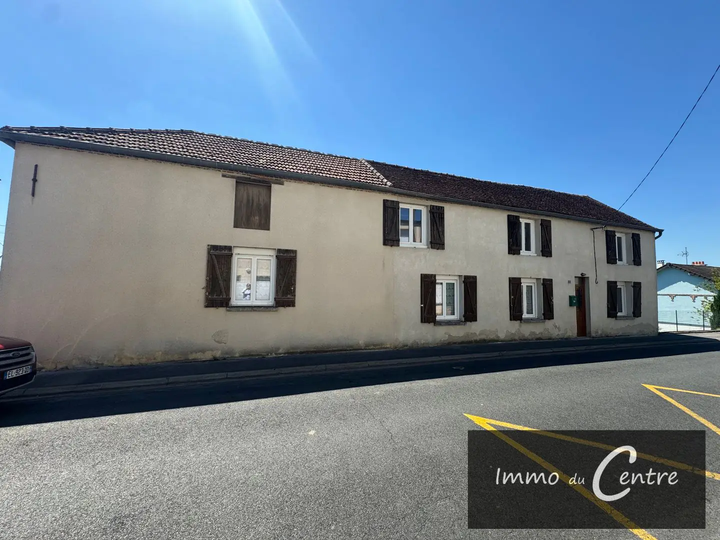 House for sale in Montmirail — 2 bedrooms, 124 m² photo 4