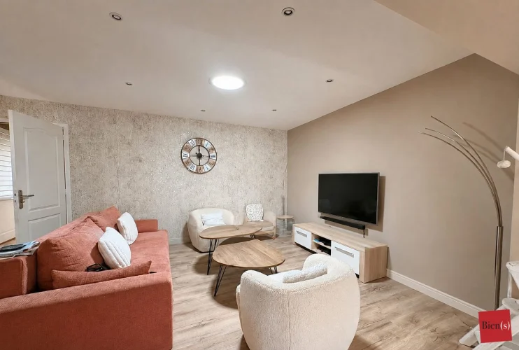 House for Sale in Commer photo 3