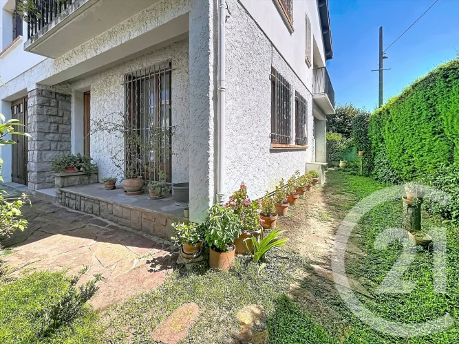 Beziers - Les Arènes / Pech De la Pomme – Detached 6-Room House, 4-Sided, Garage, Garden photo 3