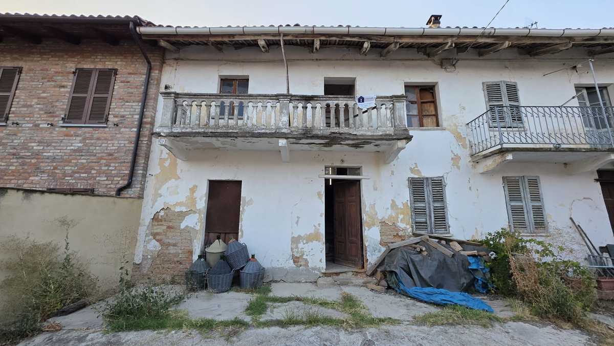 Property in Montegrosso D Asti