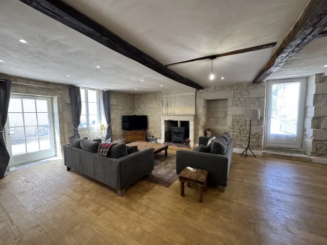 Spacious village house which has been lovingly renovated photo 4