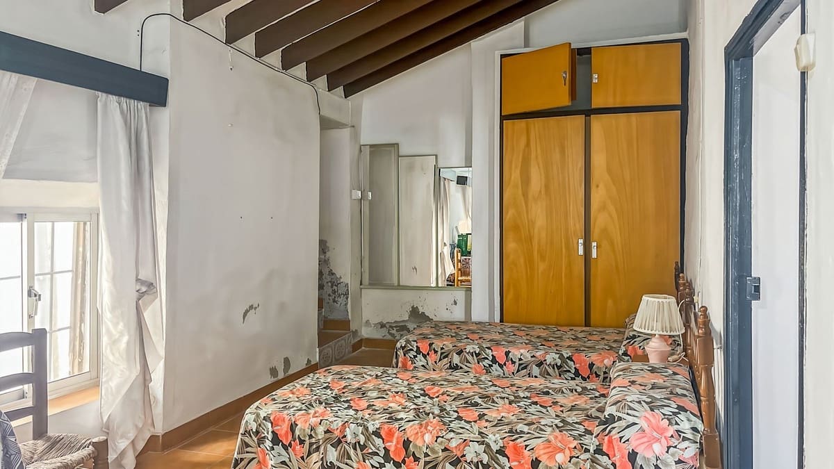 Townhouse for sale in Comares, Málaga photo 2