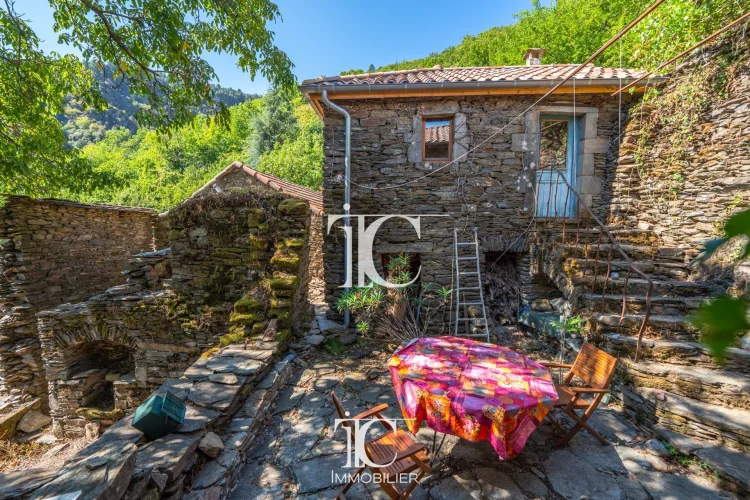 18TH-Century Hamlet Stone House – 100 m² of Living Space – 4 Bedrooms – 340 m² of Land – 25 Minutes from Les Vans photo 5