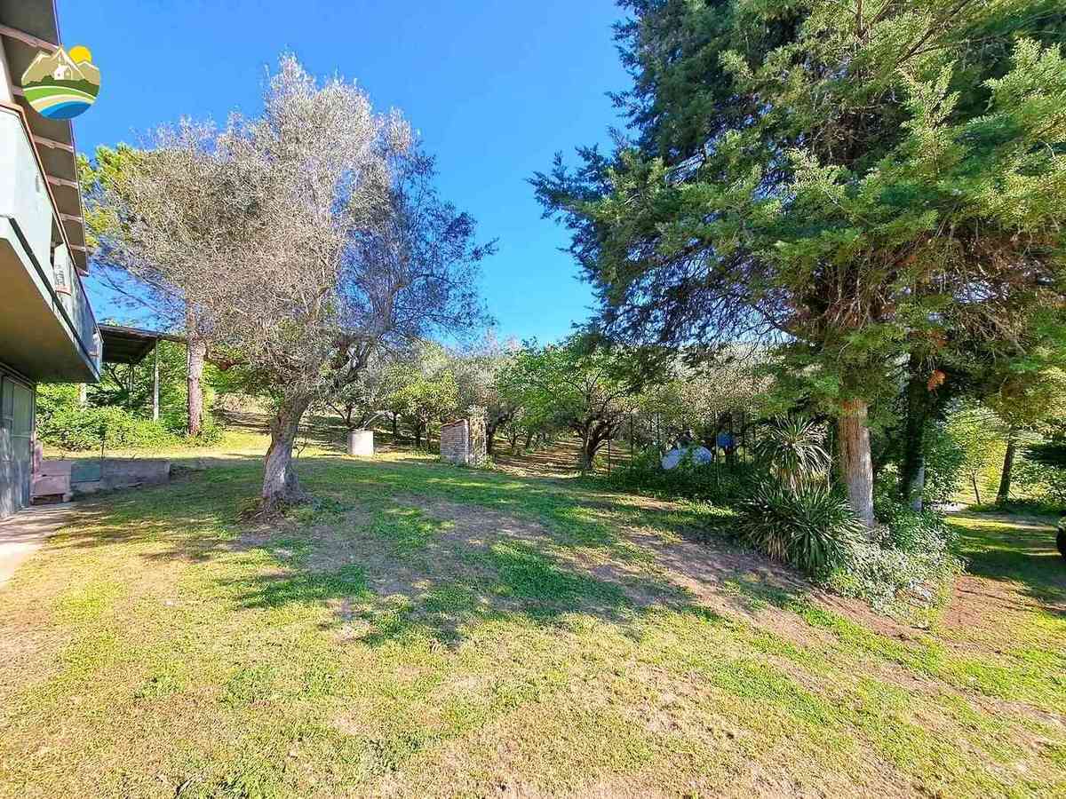 4 bedrooms country house, 320 m² Montefino, Teramo (province) photo 5