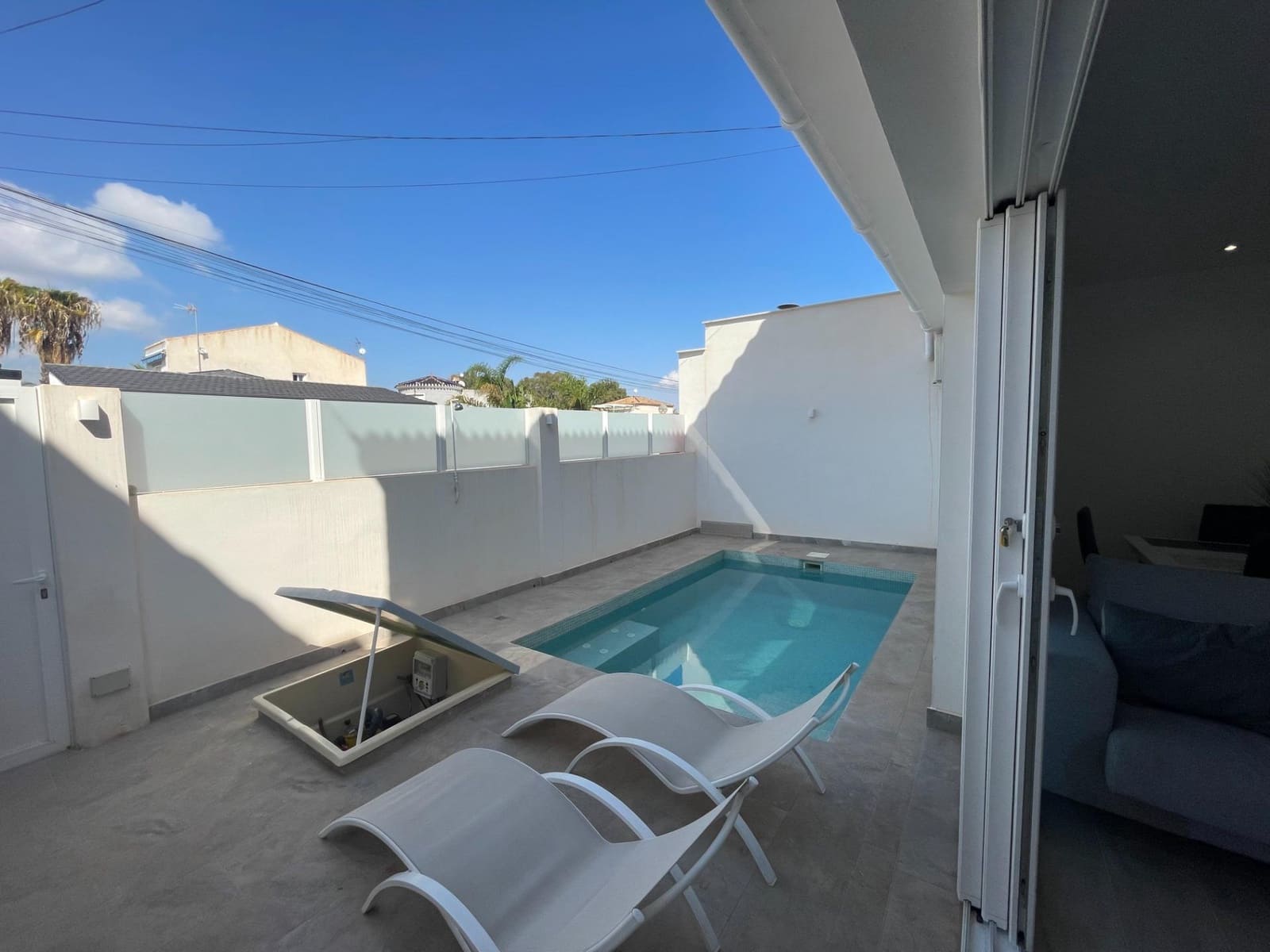 Bungalow for sale in Orihuela Costa, Orihuela, Alicante