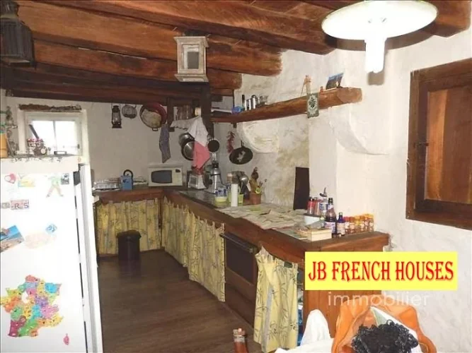 Semi-Detached Stone and Tiled Property(North Facing;130 sqm), Situated in a Rural Spot in a photo 4