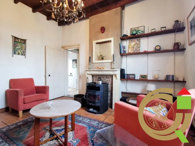 Semi-Detached House photo 3