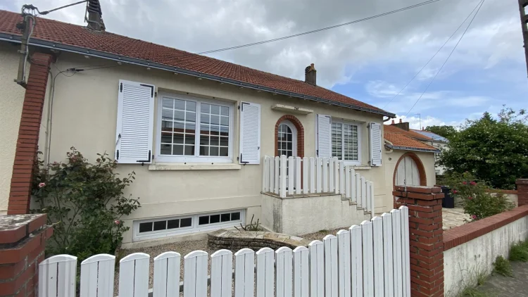 Beautiful 76 m² House in Chambretaud 209,000€ Including Agency Fees