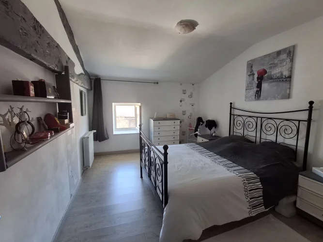 Family Home with Extensive Outbuildings and Land photo 5