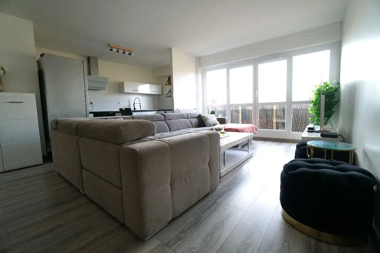 Apartment for sale in Sevran — 3 bedrooms, 81 m² photo 4