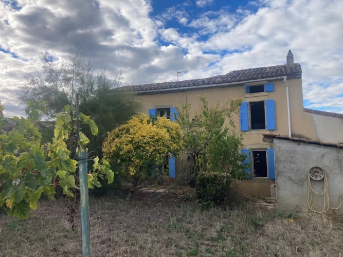 Typical Village of the Limoux Region, Winemaker's House to Renovate with photo 4