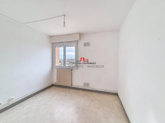Apartment for Sale in Bordeaux photo 5