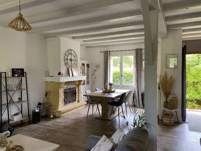 House This Charming Périgord-Style House Will Appeal to you with its Excellent Overall Condition as Well as photo 3