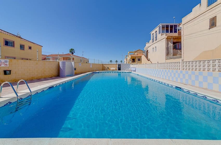 Bungalow for sale in El Chaparral, Torrevieja, Alicante photo 5