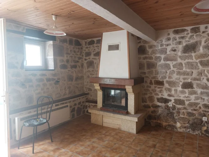 Property in Location: TOULX SAINTE CROIX photo 3