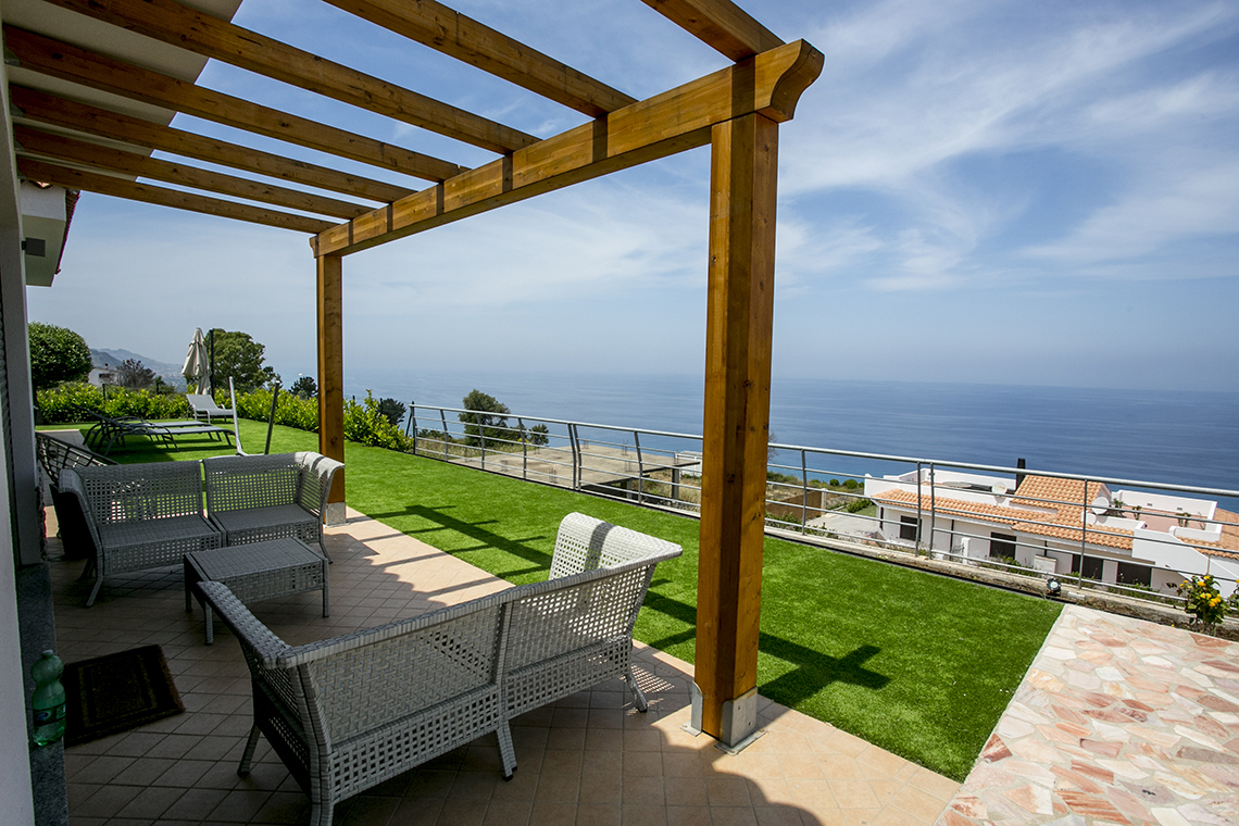 Property in Zambrone