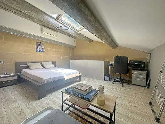 Renovated Townhouse in Arles, Mouleyres Neighborhood photo 3