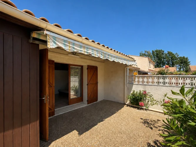 House 500 Meters from the Beach
