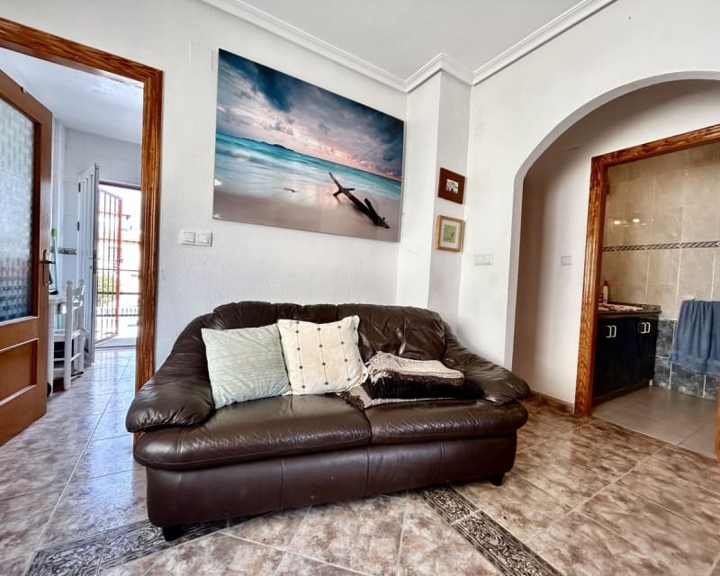 Apartment for sale in La Zenia, Orihuela, Alicante photo 5