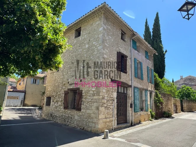 House for Sale in Pernes-Les-Fontaines