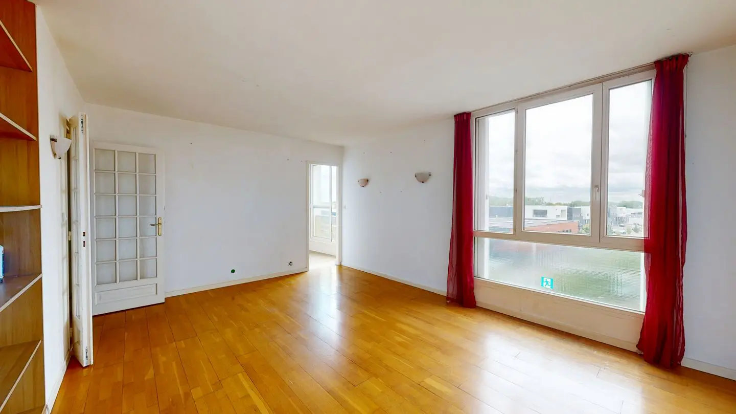 Apartment for sale in Bois D Arcy — 2 bedrooms, 67 m² photo 5