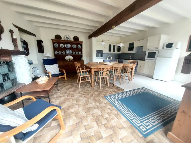 For Sale Charming Family Home in Gizeux, a Stone's Throw from its Historic Castle photo 2