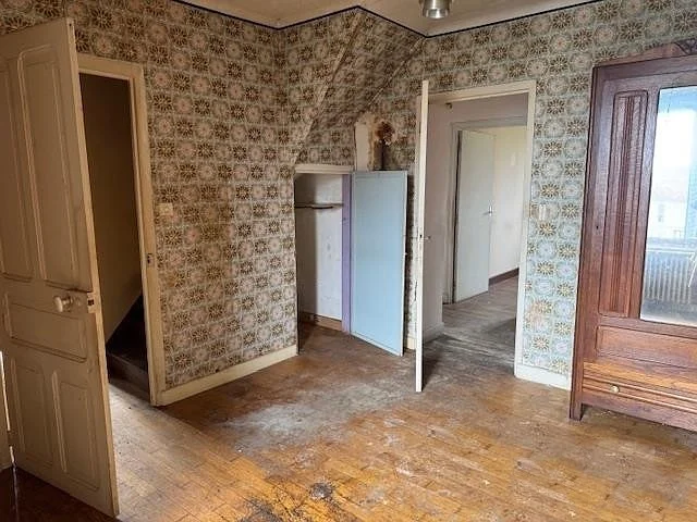 Detached Stone and Slate Former Blacksmiths Property(115 sqm), Situated in a Small Village, in the photo 5