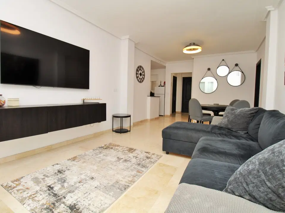 Apartment in Villamartin, Alicante province photo 3