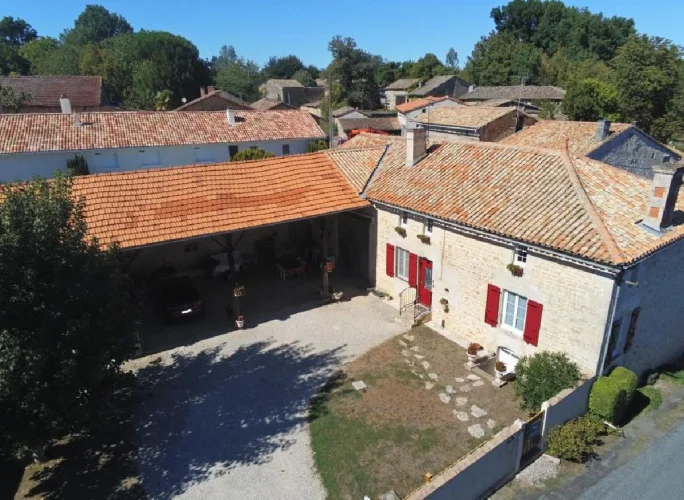 4 Bed House for Sale in Villefagnan photo 2