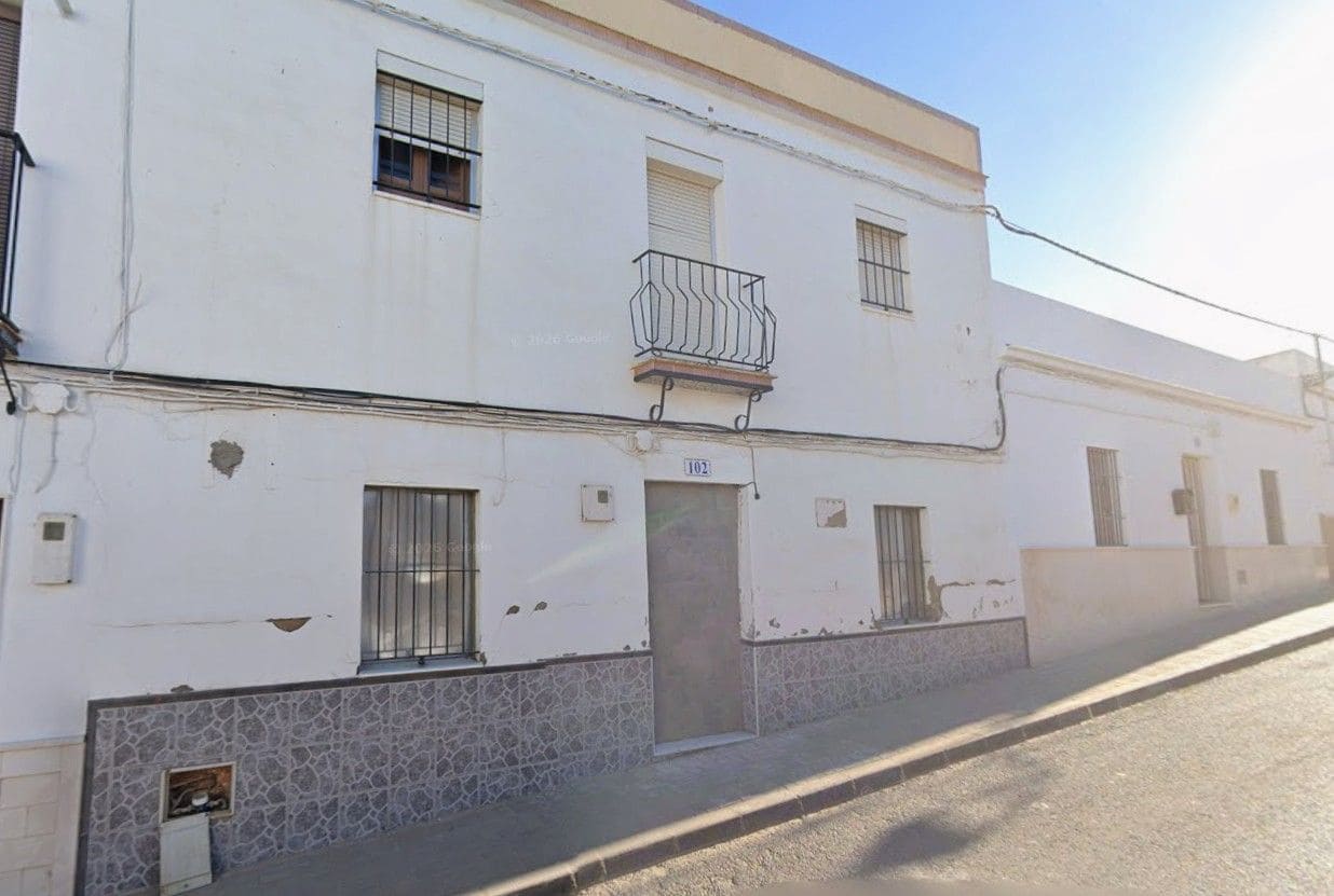 Villa for sale in La Lantejuela, Seville photo 2