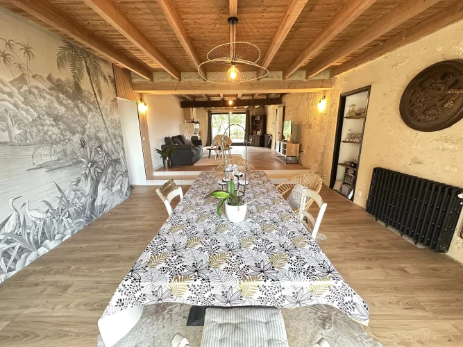 4-Bed Stone House with Pool and Countryside Views Near Saint-Émilion photo 3