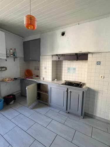 In the Heart of Fumel, Charming Semi-Detached House, Close to all Amenities. It Offers on the photo 4